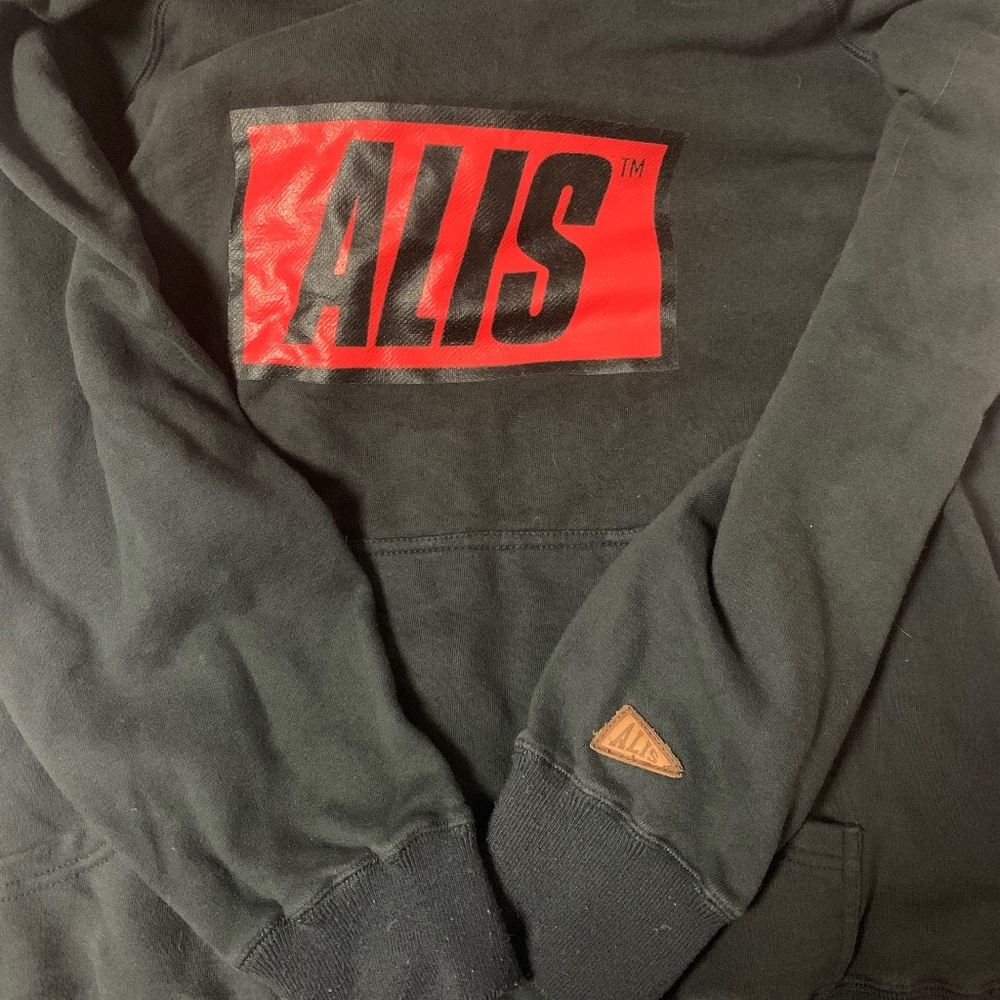 Alis | Streetwear Hoodie from Denmark